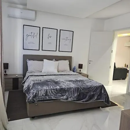 Luxury Sea View Apartment St. Paul's Bay